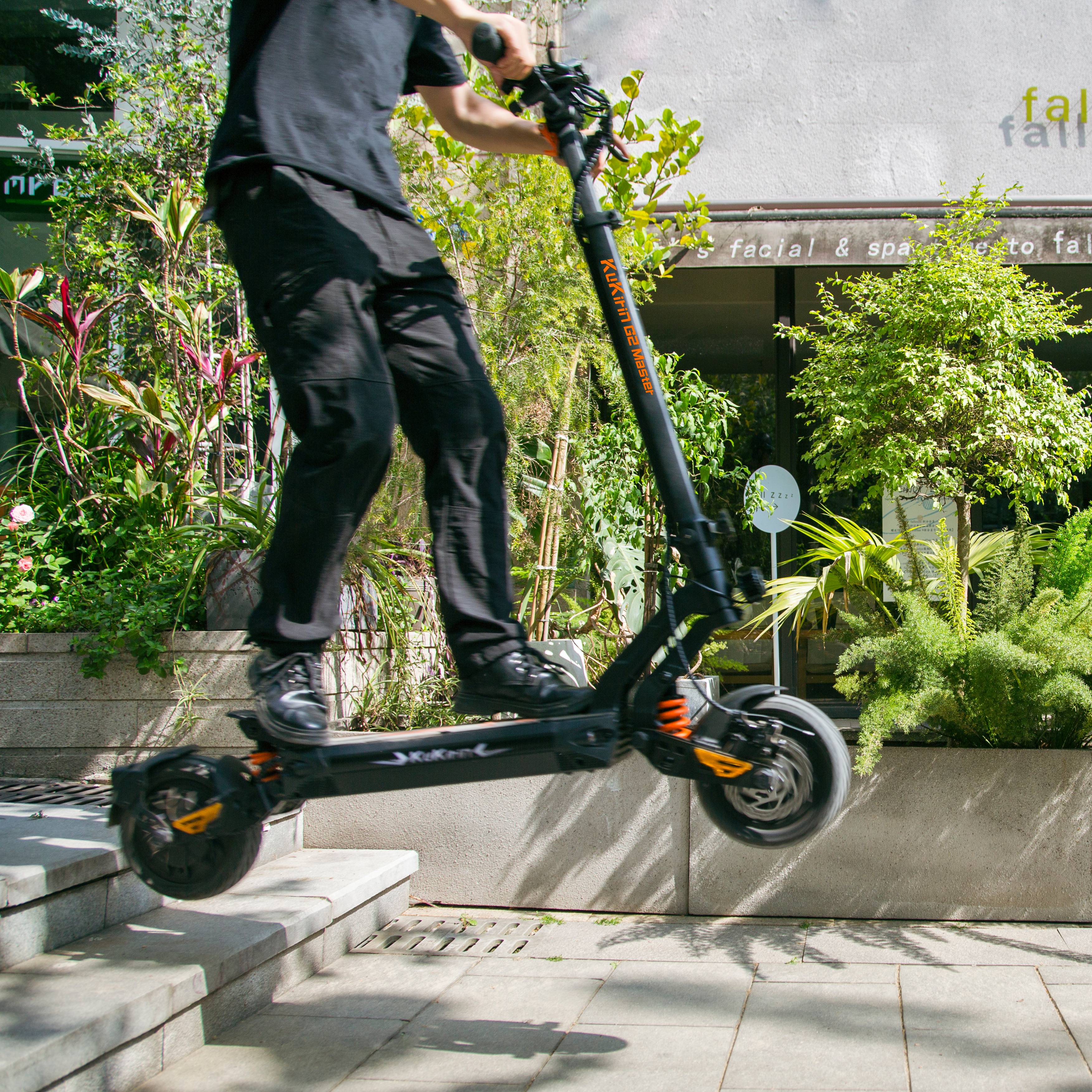 KuKirin G2 Master Electric Scooter (Free Rider Pack)